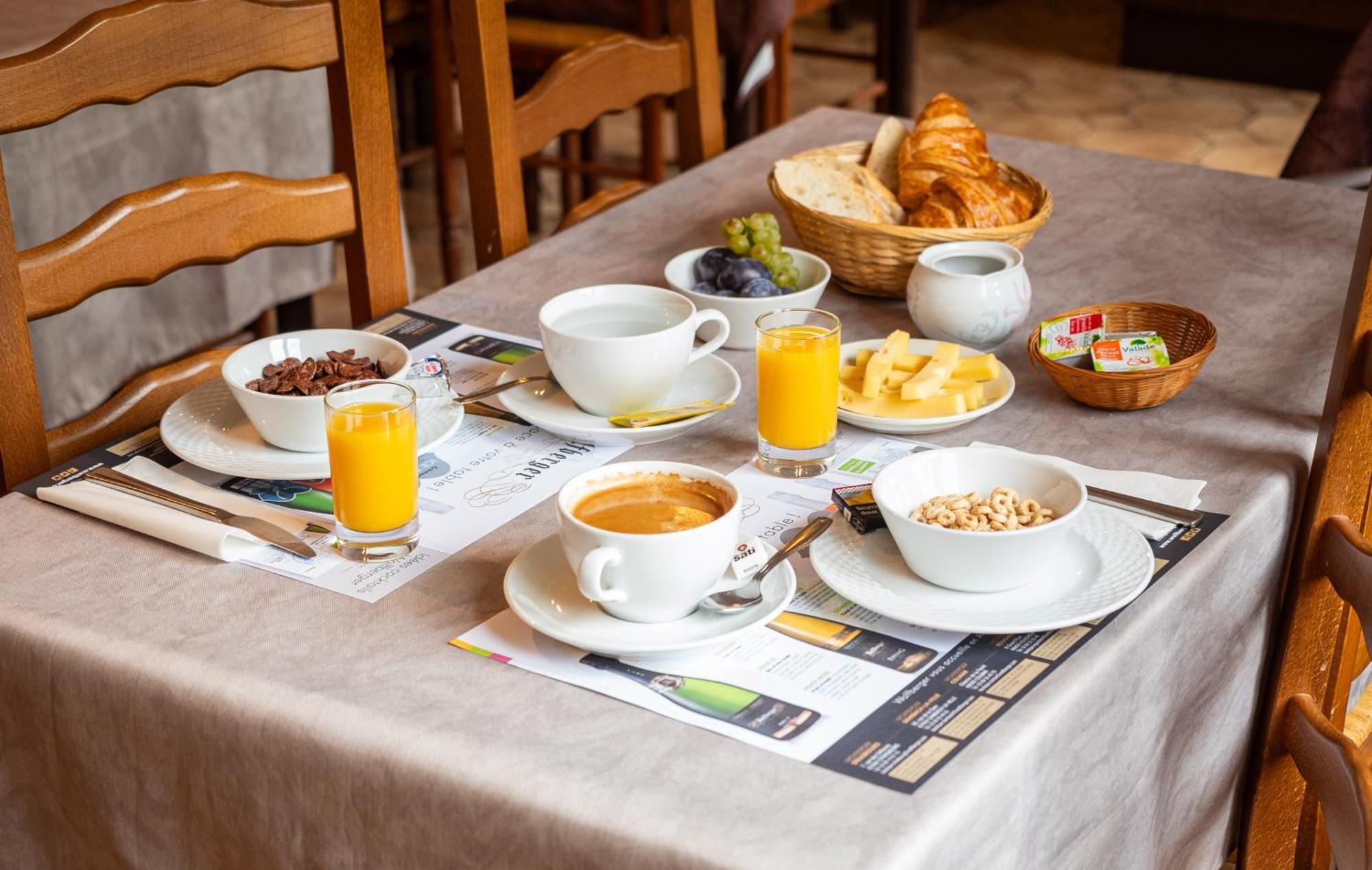 Contact Hotel Du Ladhof Colmar Esterno foto